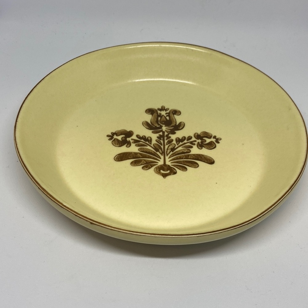 Pfaltzgraff Village Pie Plate